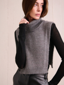 Жилет TrikoBakh модель 2810-srij Жилет TrikoBakh модель 2810-srij Фото