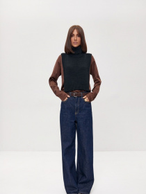 Жилет TrikoBakh модель 2810-chornij Фото