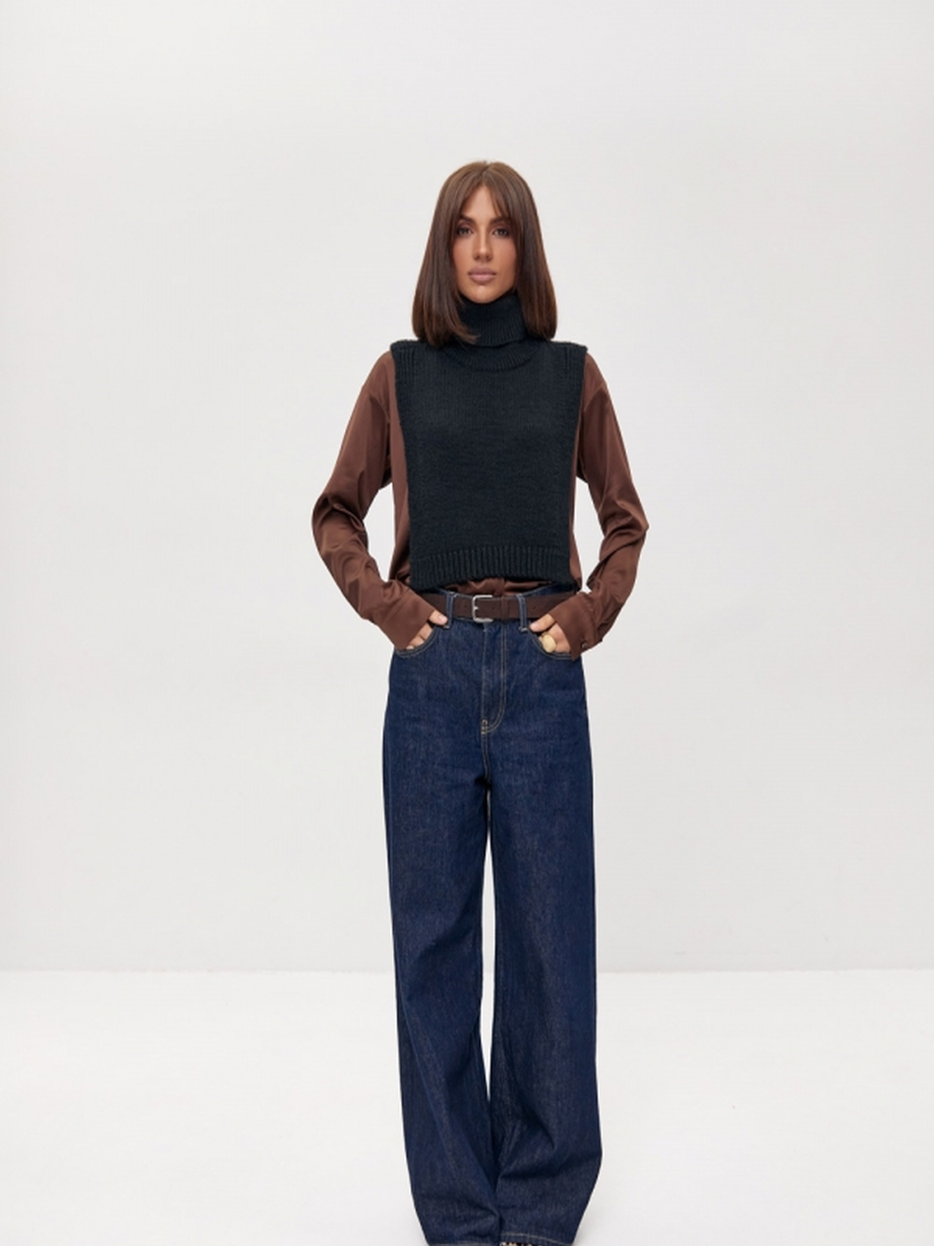 Жилет TrikoBakh модель 2810-chornij Жилет TrikoBakh модель 2810-chornij Фото