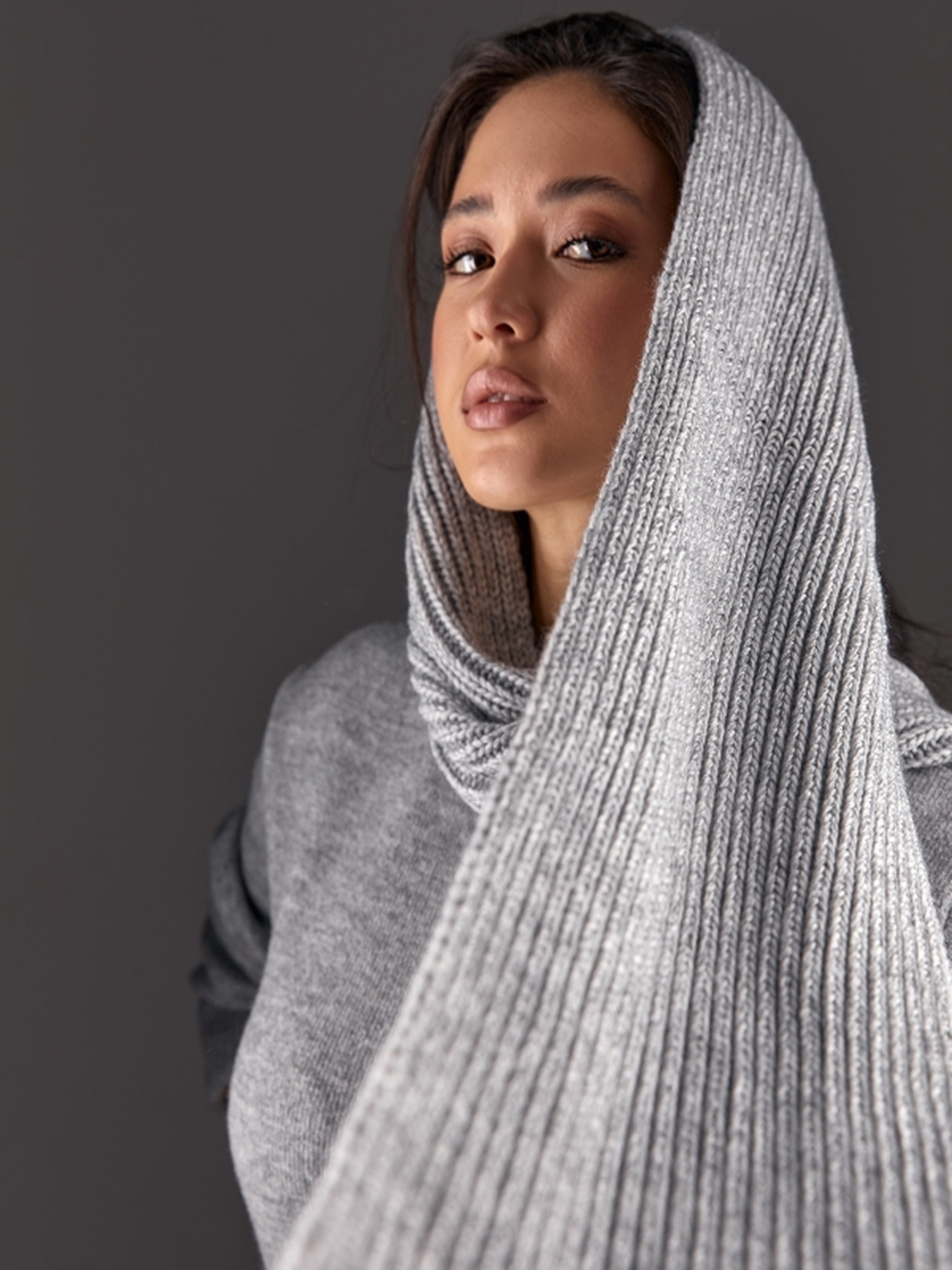 Шарф TrikoBakh модель 2799-srij Шарф TrikoBakh модель 2799-srij Фото