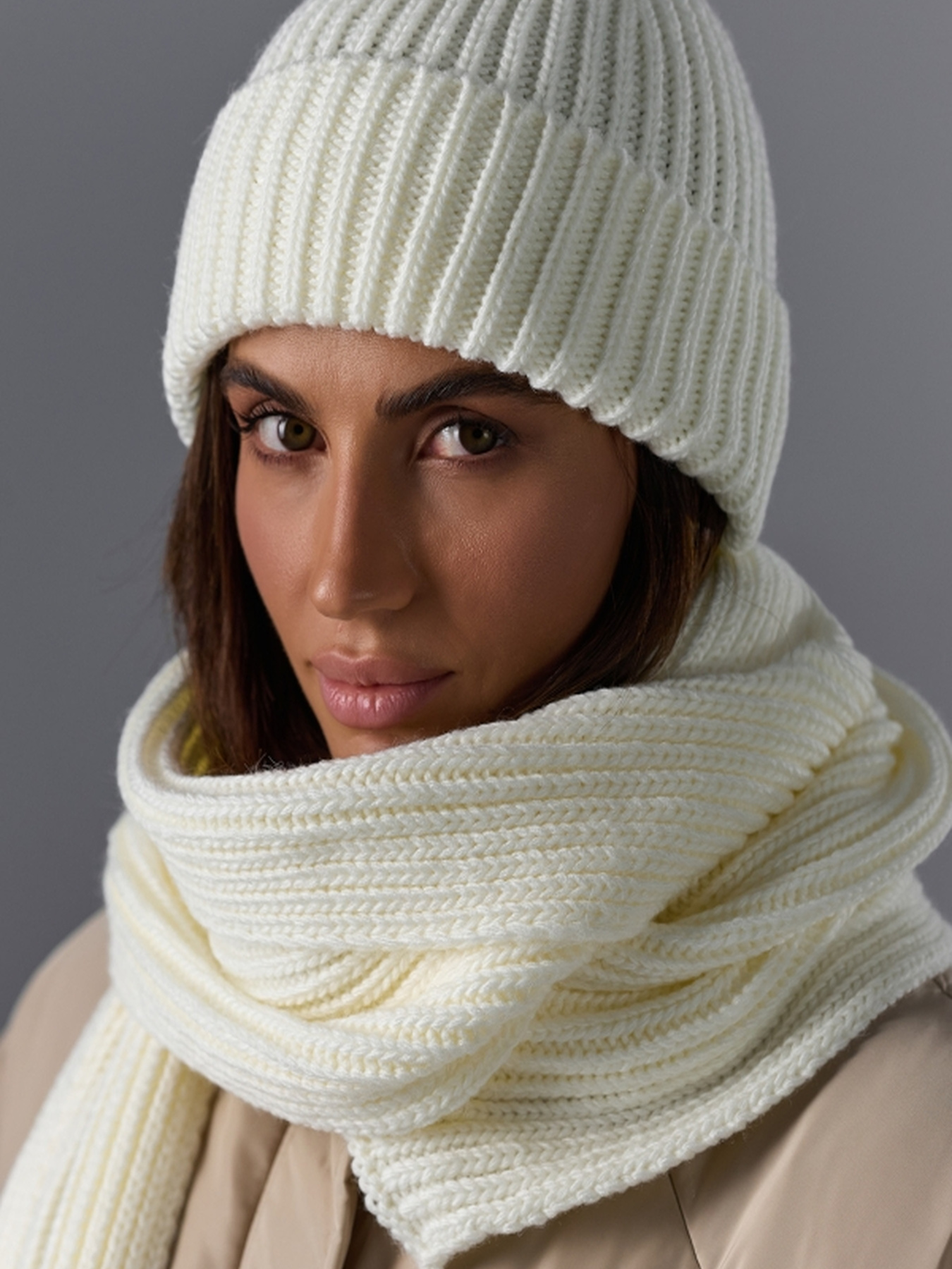 Шапка TrikoBakh модель 2783-moloko Фото