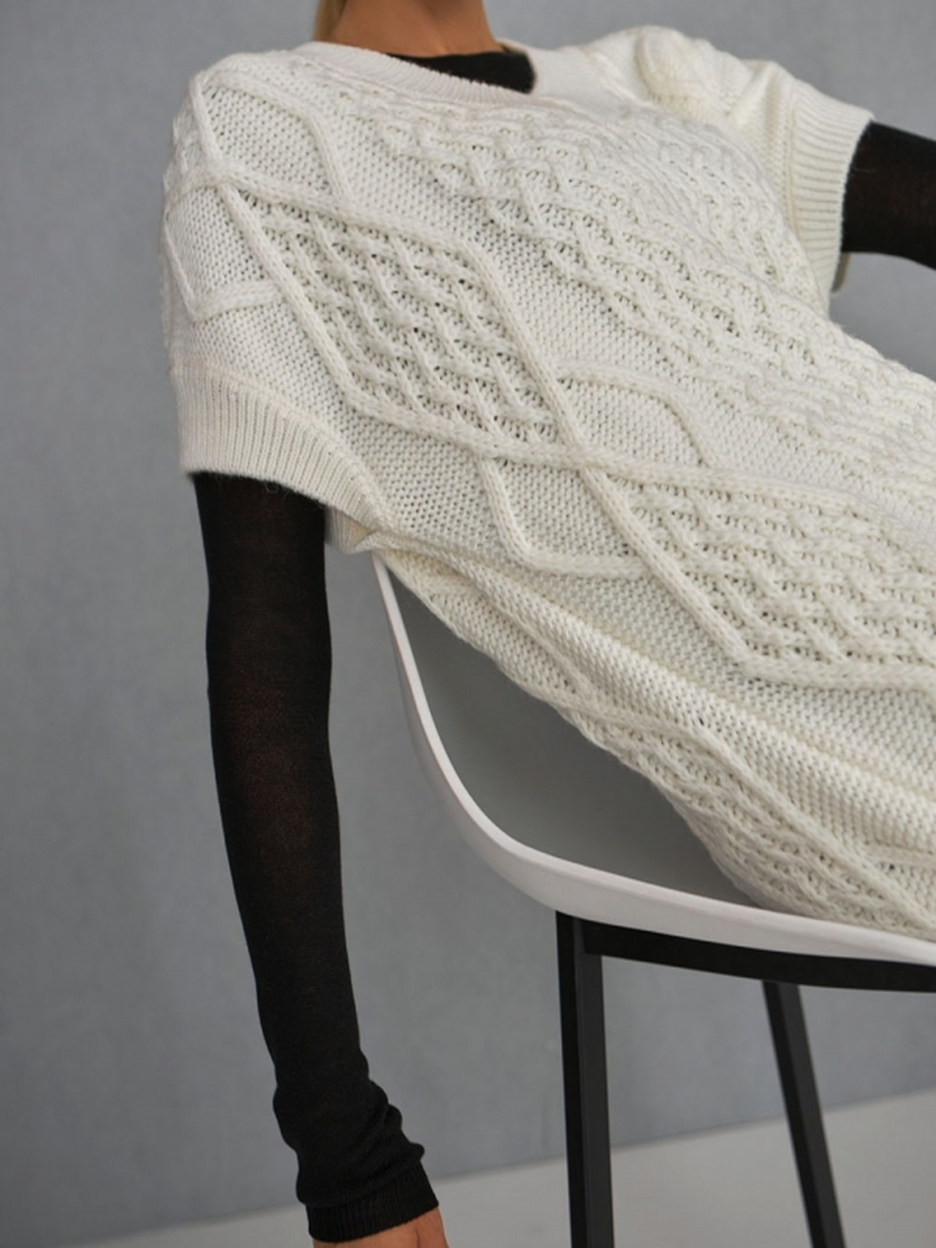 Жилет TrikoBakh модель 2450-molochnij Фото