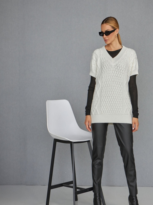 Жилет TrikoBakh модель 2450-molochnij Фото