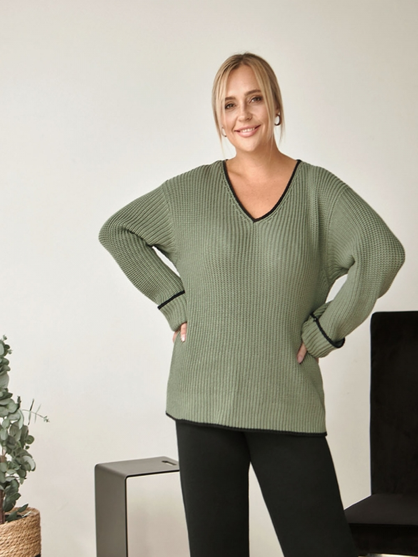 Джемпер TrikoBakh модель 2404-olivkovij Фото