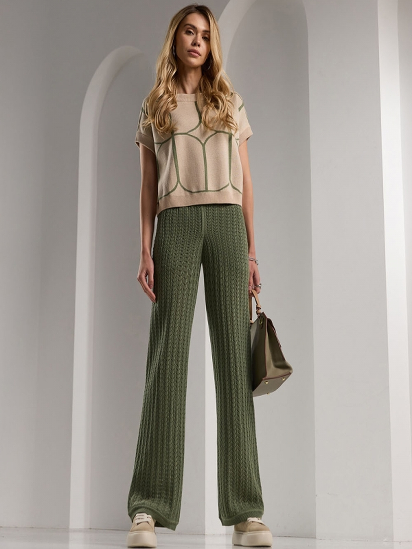 Повсякденні штани TrikoBakh модель 2462-olivkovij Повсякденні штани TrikoBakh модель 2462-olivkovij Фото