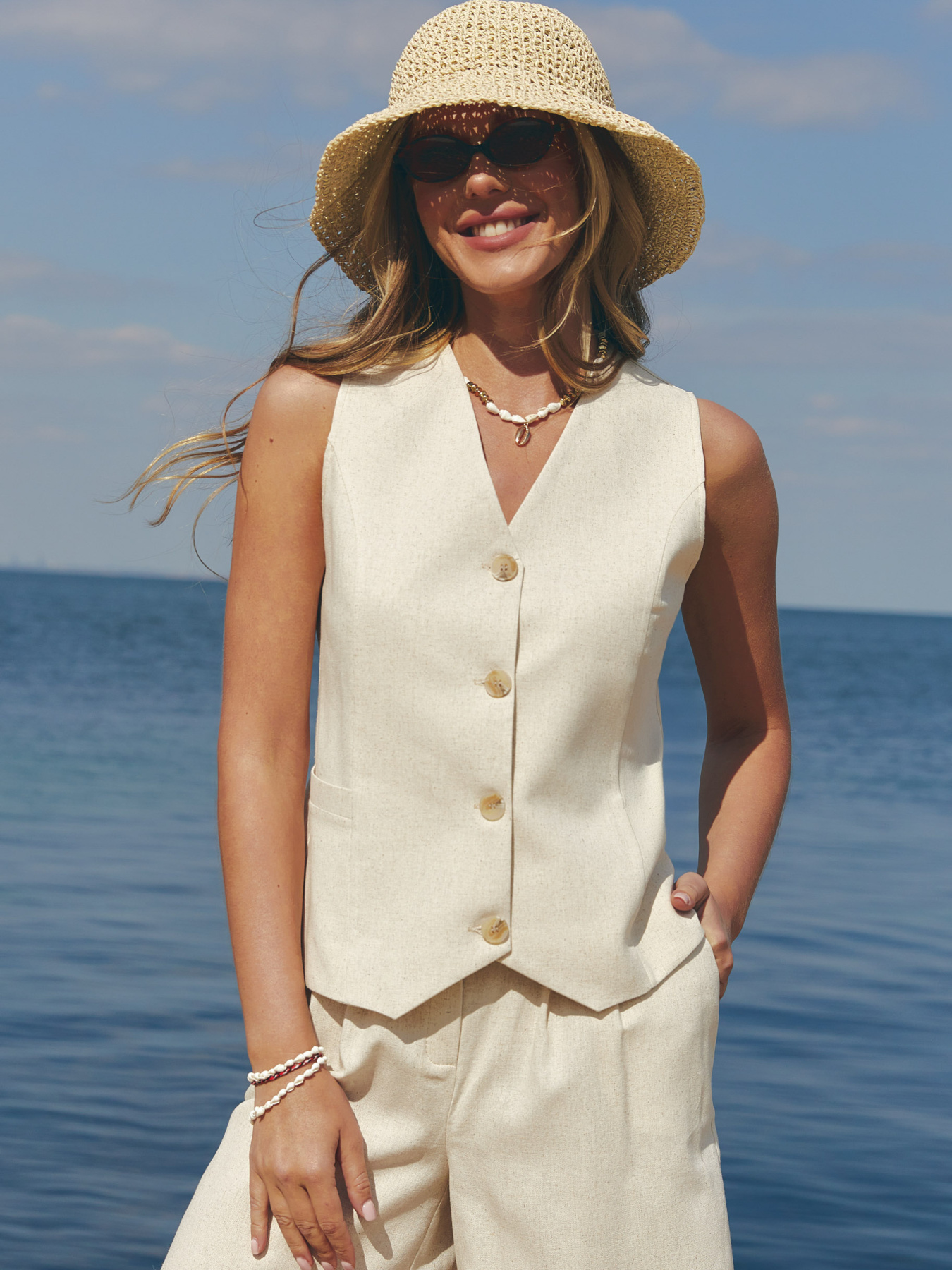 Классический жилет Seventeen модель 2381.6417 Фото