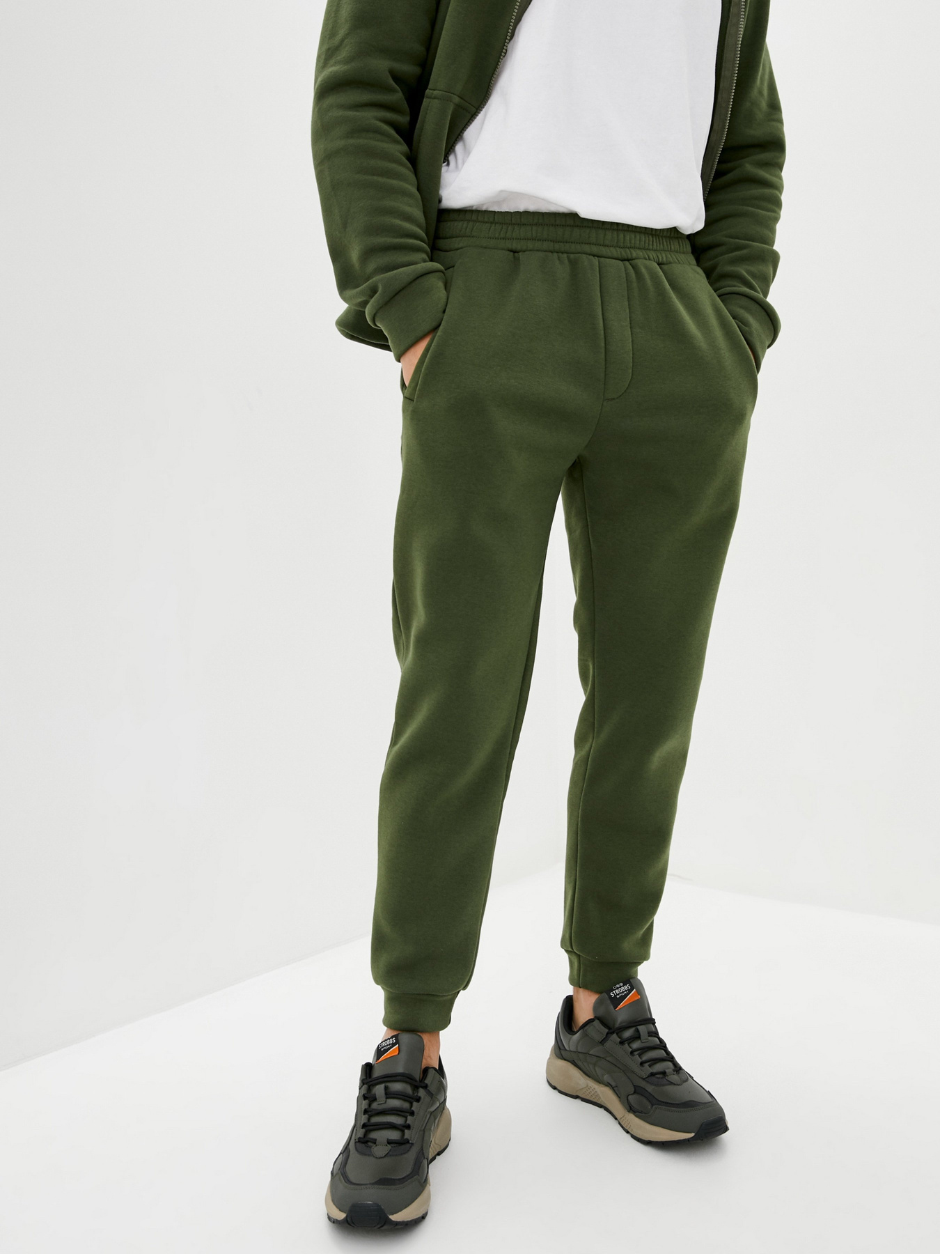 Костюм ISSA Plus модель GN-443_hacks Фото