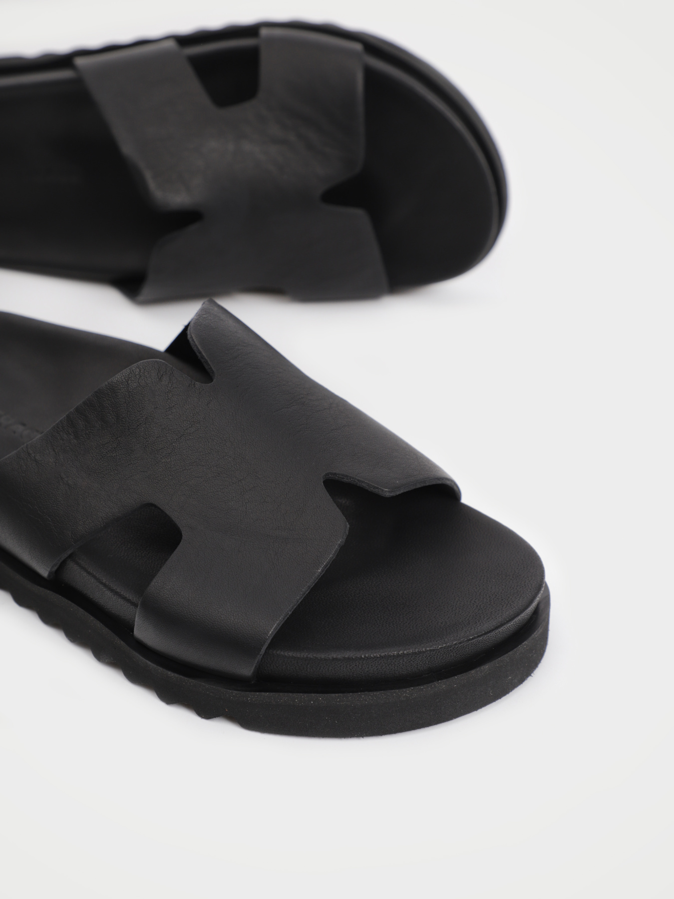 Шльопанці URBAN TRACE модель 030-1350-Black Фото