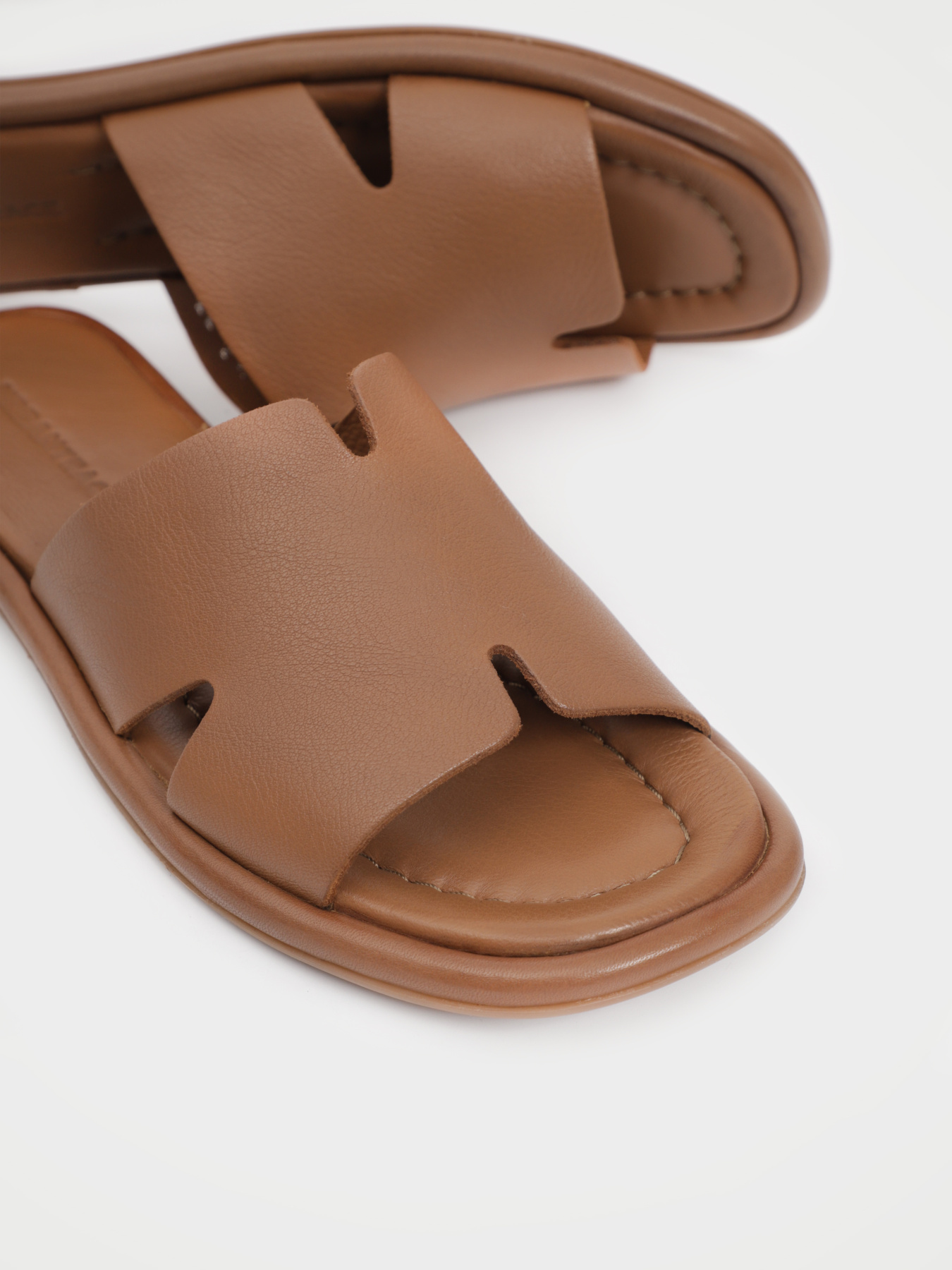 Шлёпанцы URBAN TRACE модель 29615-467 Фото