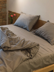 Комплект постельного белья с аутентичной вышивкой и кантом Natural Grey в сатиновом чехле для хранения Ecotton модель 25091 Фото