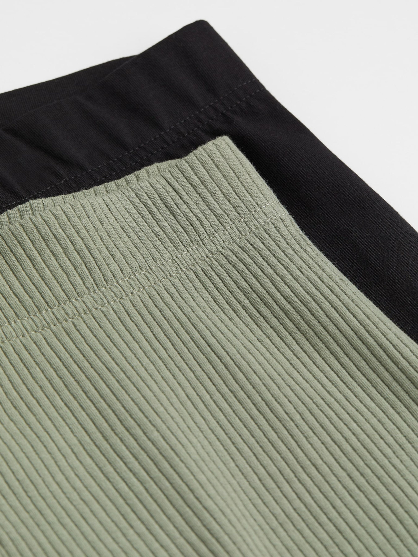 Шорты спортивные H&M модель 77149 Фото