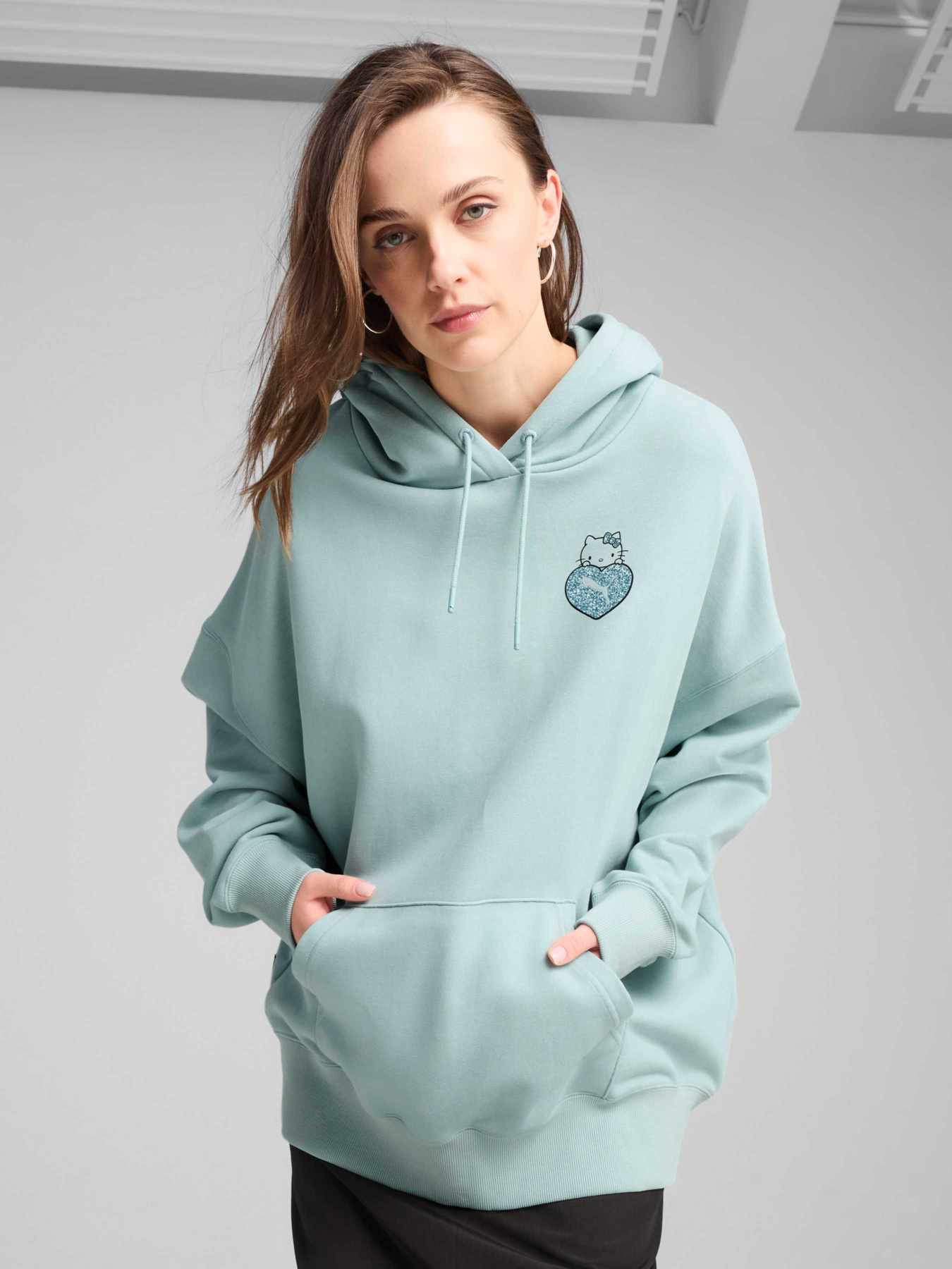 Худі та світшоти PUMA x Hello Kitty Hoodie модель 631614 Худі та світшоти PUMA x Hello Kitty Hoodie модель 631614 Фото