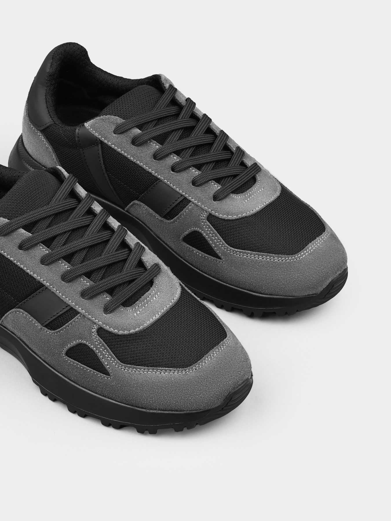 Кроссовки повседневные Horton Agordo модель 1020-7 Кроссовки повседневные Horton Agordo модель 1020-7 Фото