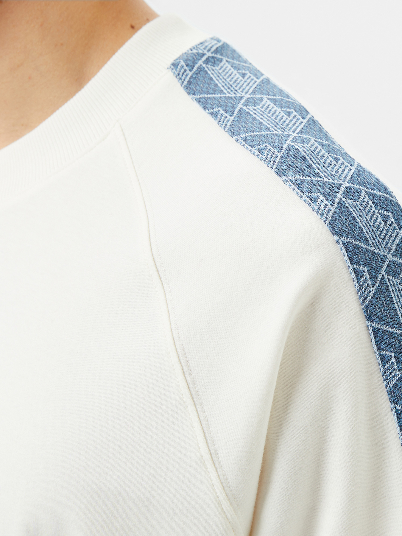 Футболка Lacoste модель TH0530ARS Фото