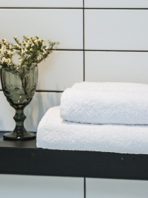Рушник махровий високої щільності 430 гр./м2 білий White Ecotton модель 23119 Фото