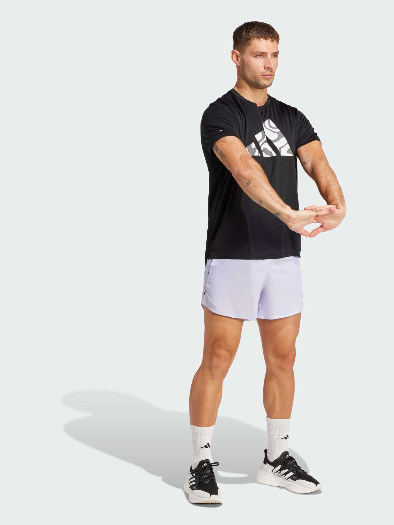 Шорты спортивные Adidas модель JD2329 Шорты спортивные Adidas модель JD2329 Фото