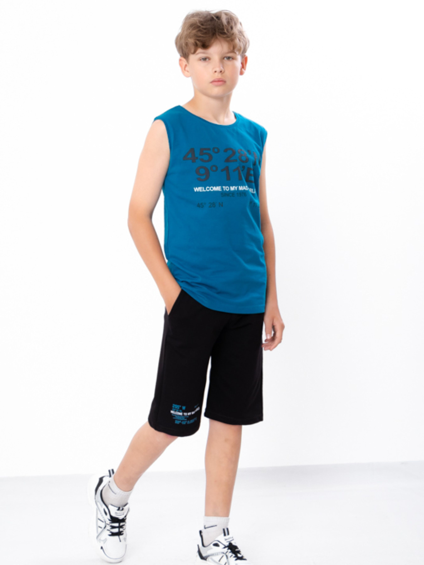 Костюм Носи своє модель 6185-057-33-1-temno-bryuzovij-chornij Фото