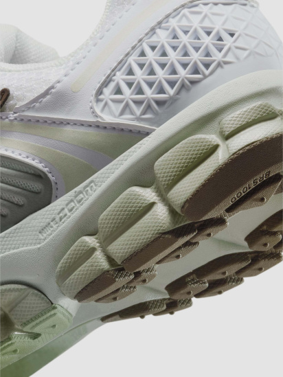 Кросівки NIKE Zoom Vomero 5 модель FJ2028-103 — фото 4 - INTERTOP