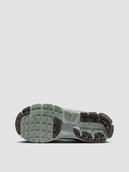 Кросівки NIKE Zoom Vomero 5 модель FJ2028-103 — фото 5 - INTERTOP