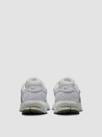 Кросівки повсякденні NIKE Zoom Vomero 5 модель FJ2028-103 Кросівки повсякденні NIKE Zoom Vomero 5 модель FJ2028-103 Фото