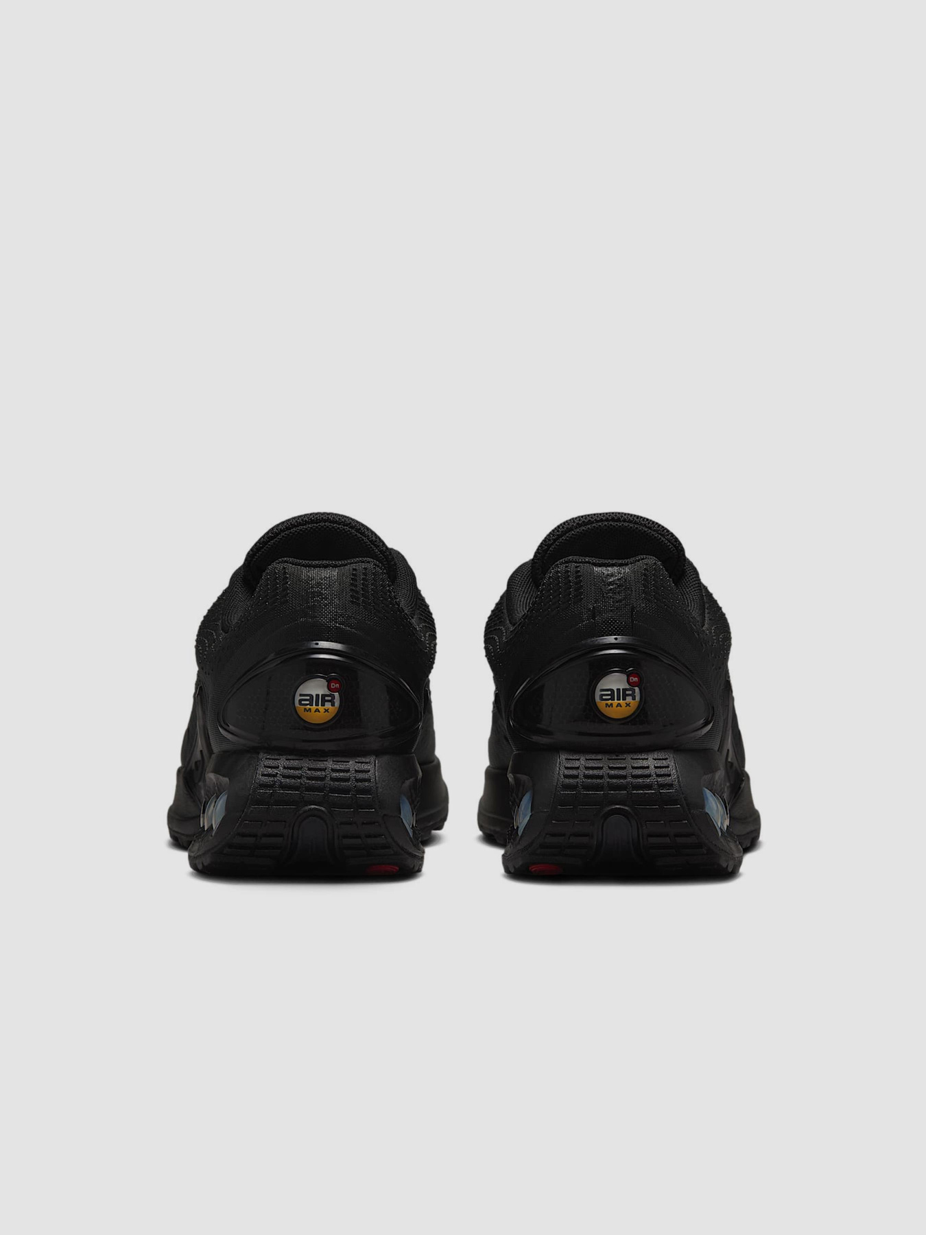 Кросівки NIKE Air Max Dn модель FJ3145-003 Фото