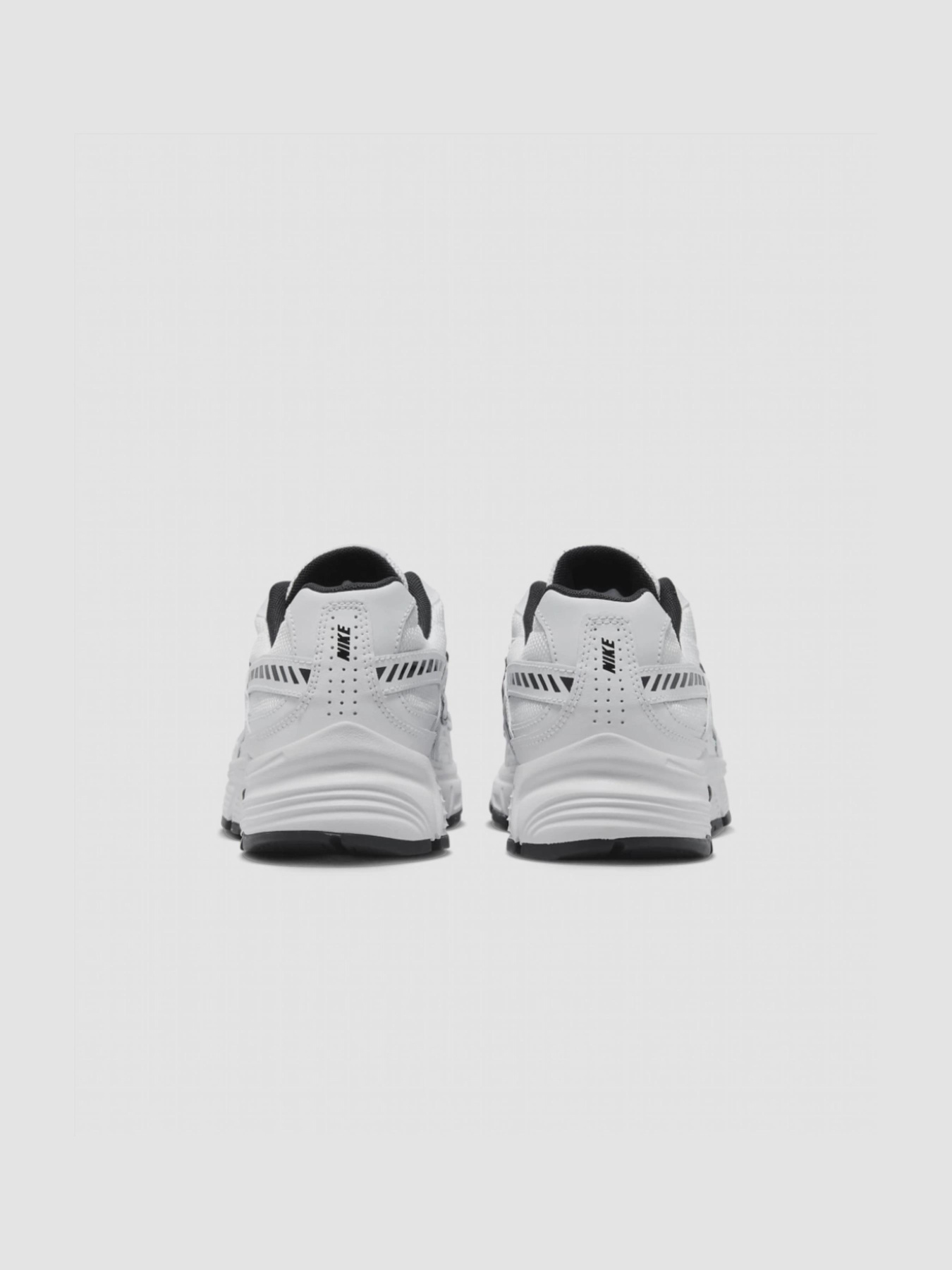 Кроссовки повседневные NIKE Initiator модель FQ6873-101 Фото