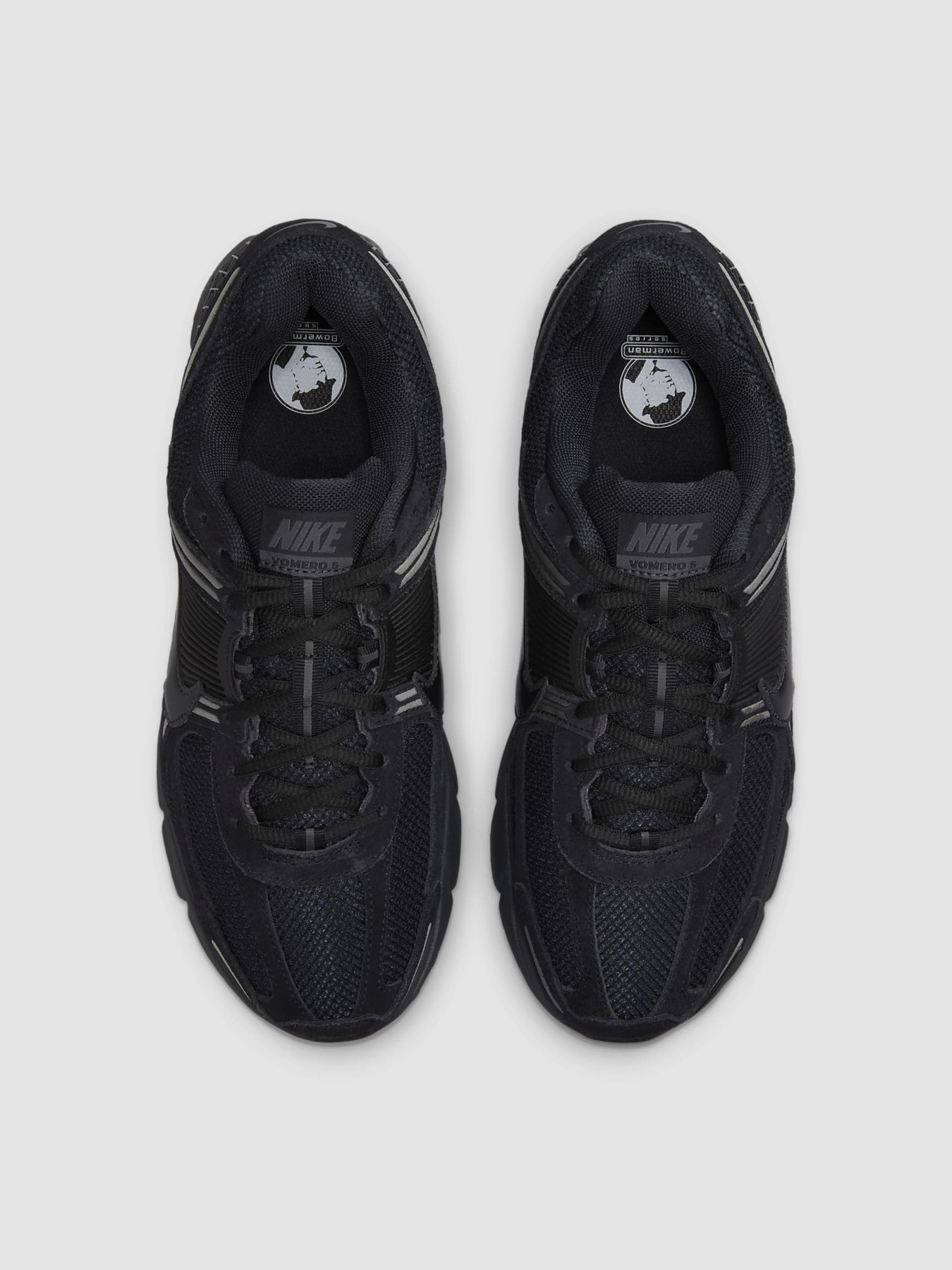 Кросівки NIKE Zoom Vomero 5 модель HF1553-001 Фото