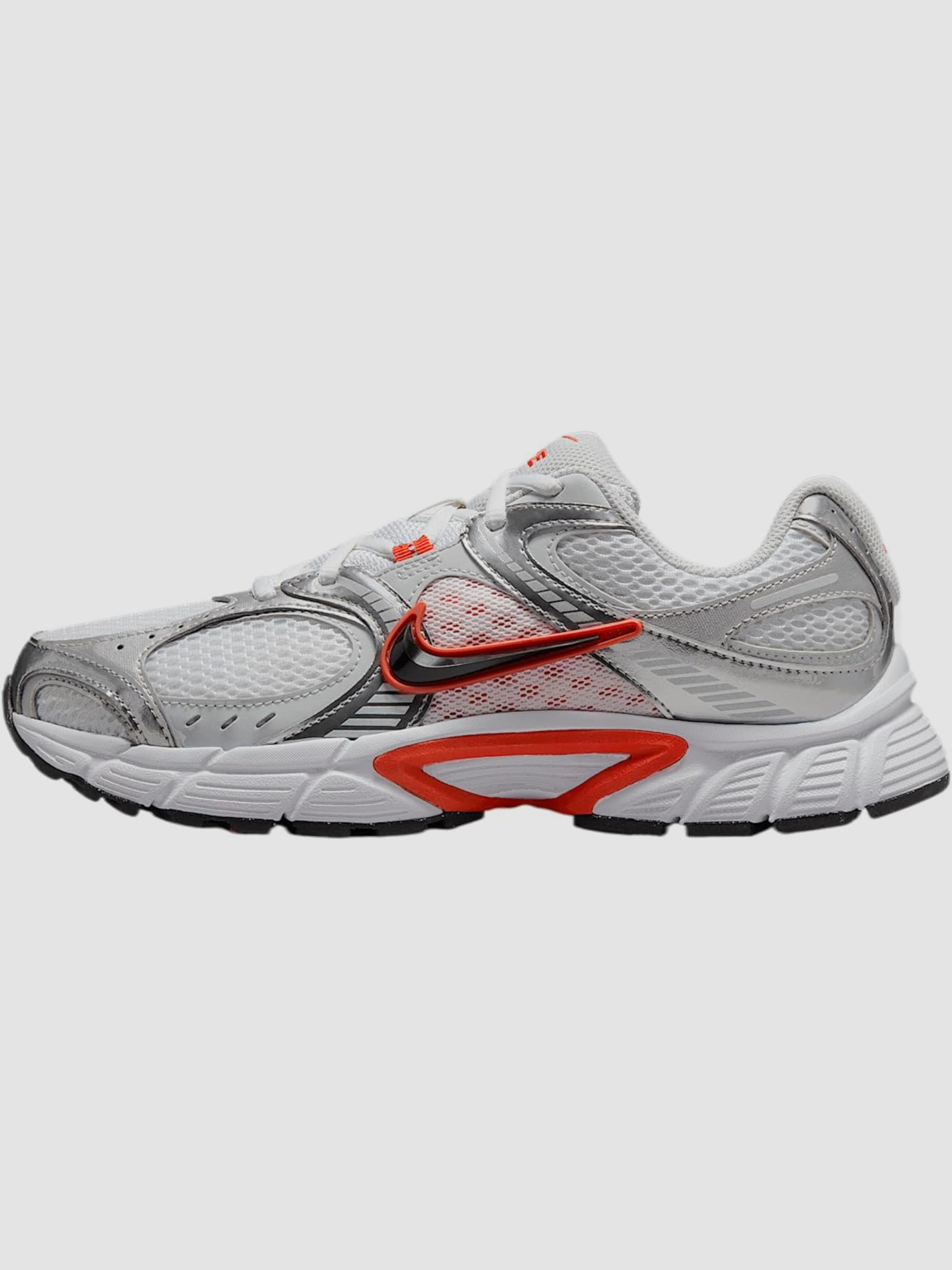 Кросівки NIKE V5 Rnr модель HQ7901-100 Фото