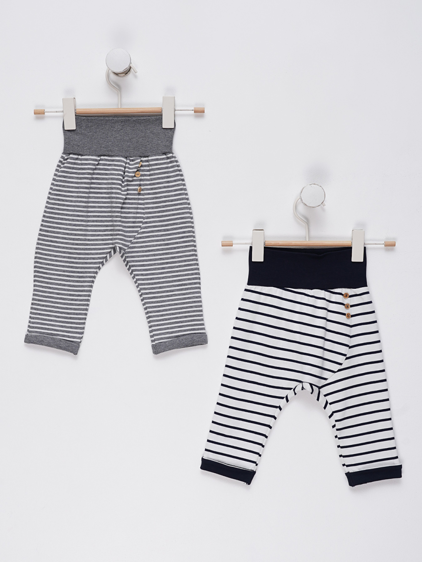 Набор спортивных штанов Belly Button модель 1972926 Фото