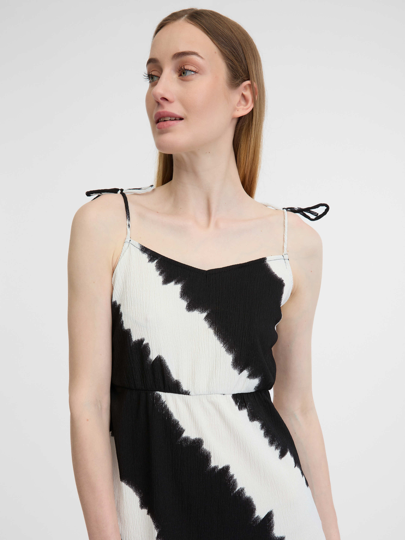 Сукня міді Orsay модель 1000532-001000 Фото