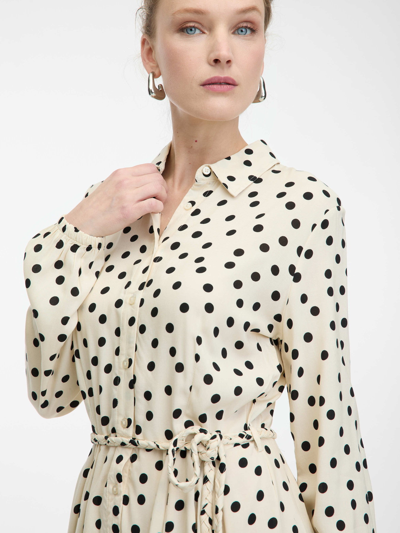 Платье мини Orsay модель 1001556-037000 Фото