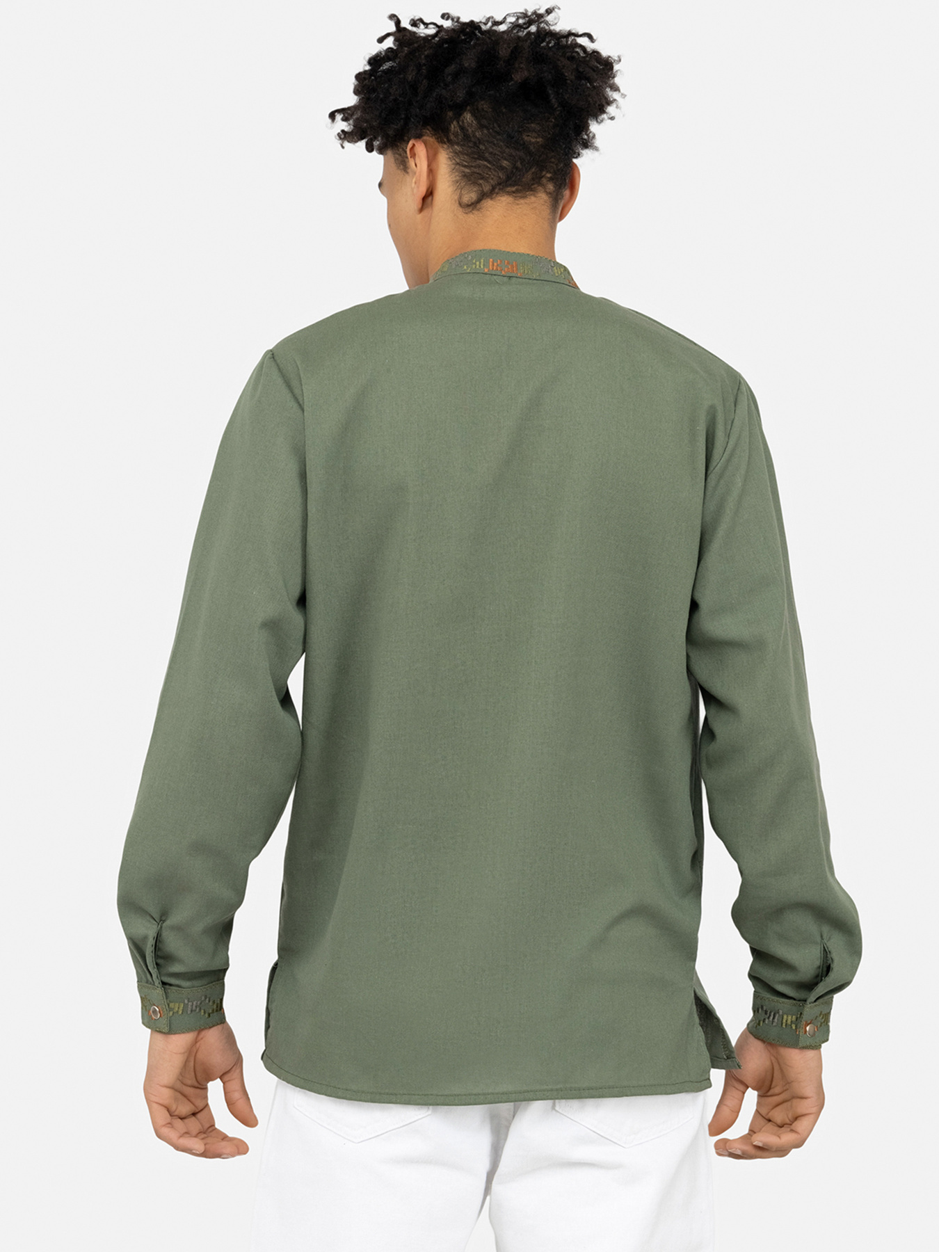 Вышитая рубашка YUKI модель ЦБ-00243532 Фото