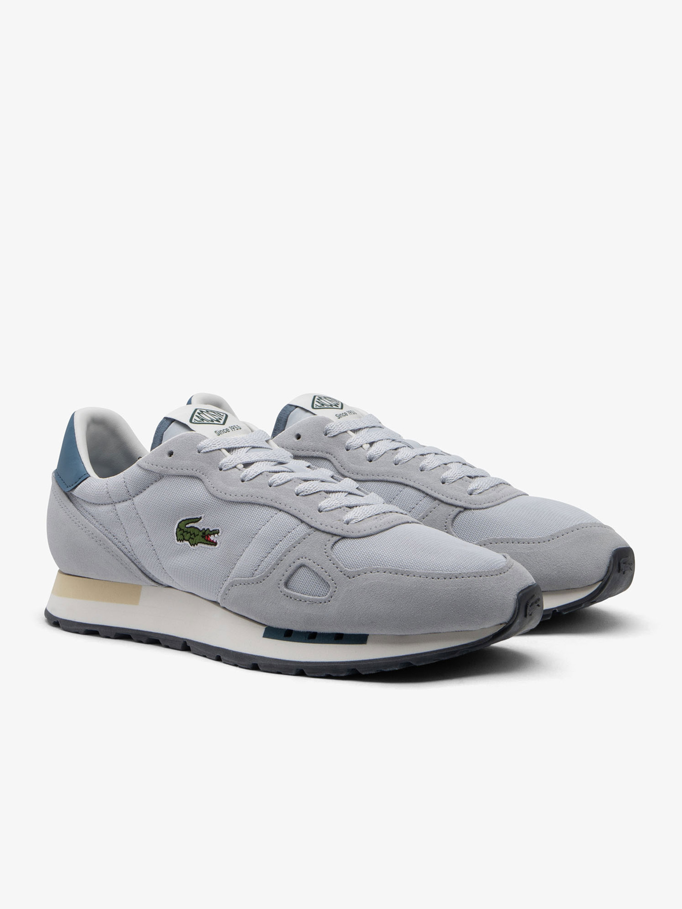 Кроссовки повседневные Lacoste модель 749SMA0015270 Фото