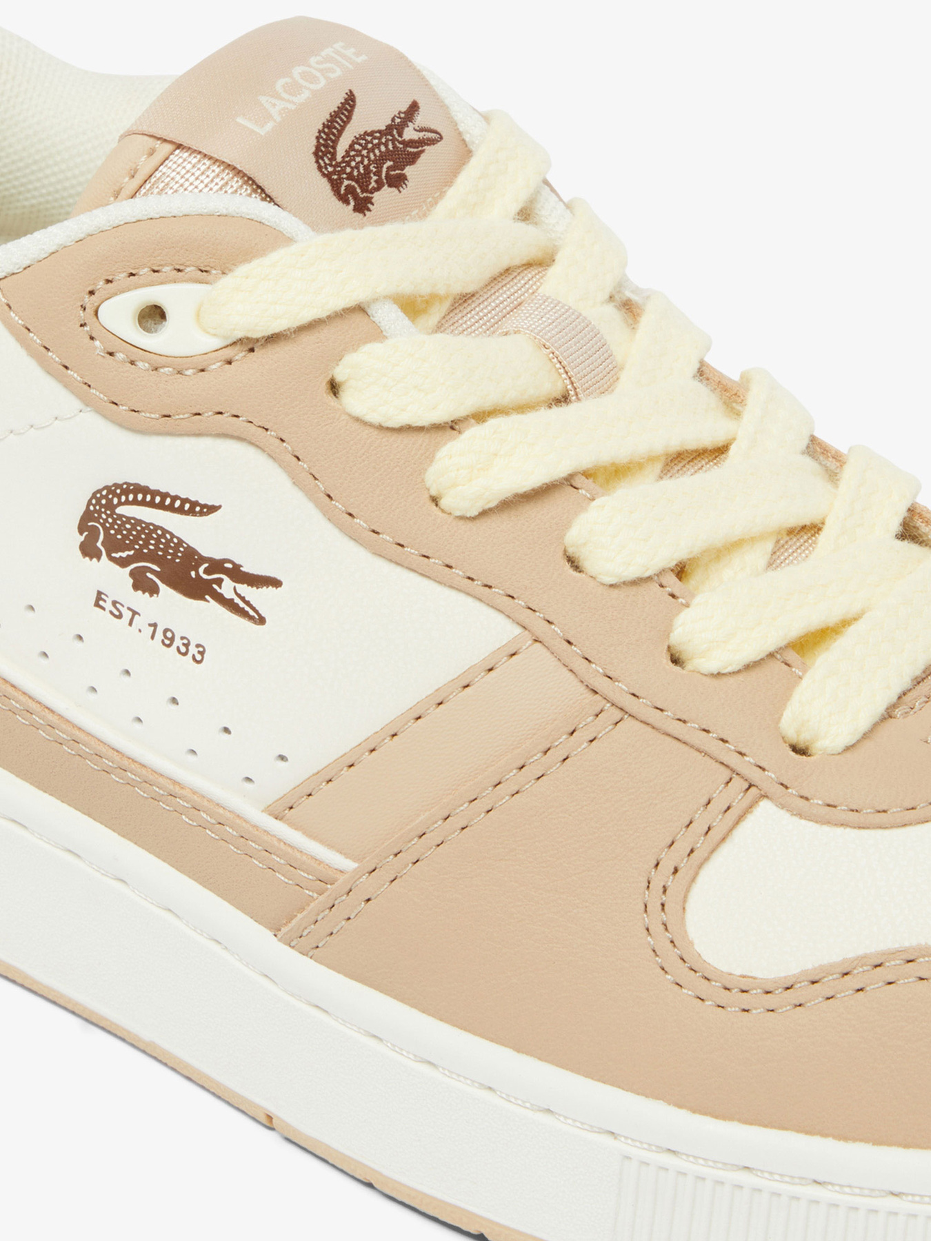 Кроссовки повседневные Lacoste модель 749SFA0072BW7 Кроссовки повседневные Lacoste модель 749SFA0072BW7 Фото