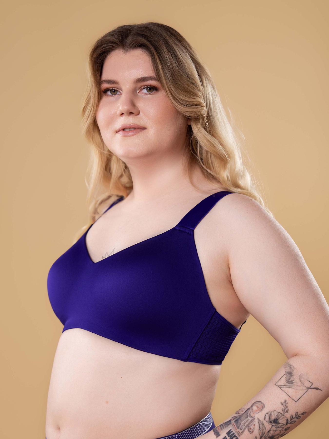 Бюстгальтер Brabrabra модель SLZ27401041_purple Фото