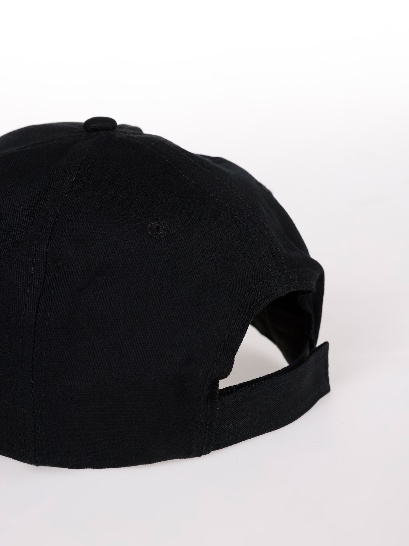 Шапки и кепки Colin’s модель CL1074582_Q1.V1_BLK Фото