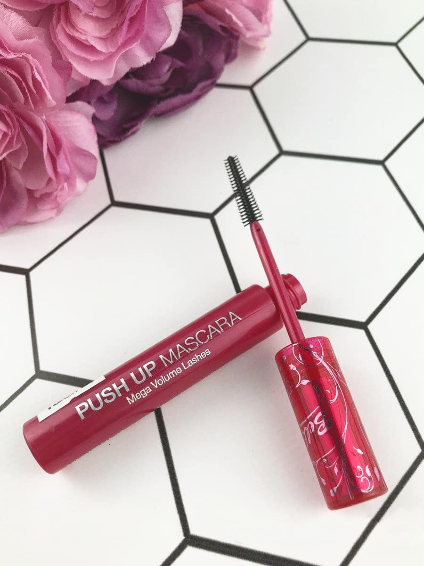 Тушь для ресниц Push UP объем Black Bell модель BE10800 Фото