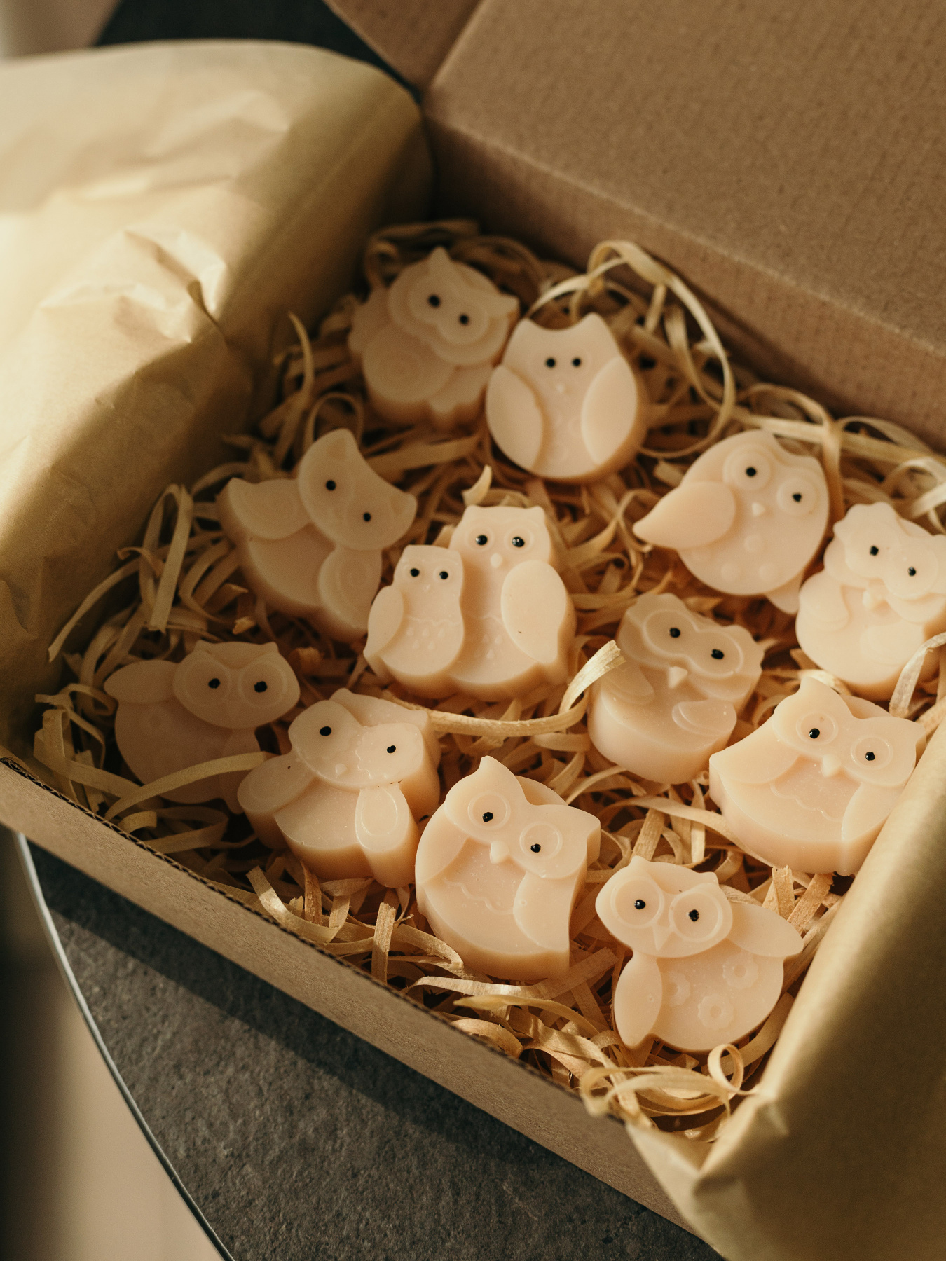 Набор аромасаше "Совы" (12 штук), аромат - герань, из натурального оливкового воска Candle Design модель 160.2010 Фото