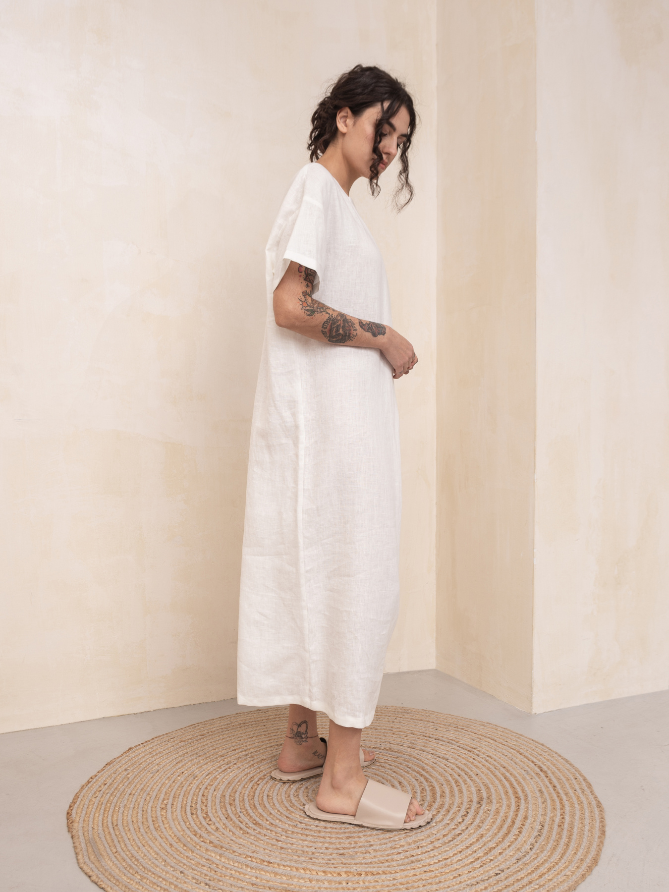 Платье миди HankaKohana Ilana модель HK1321001 Фото