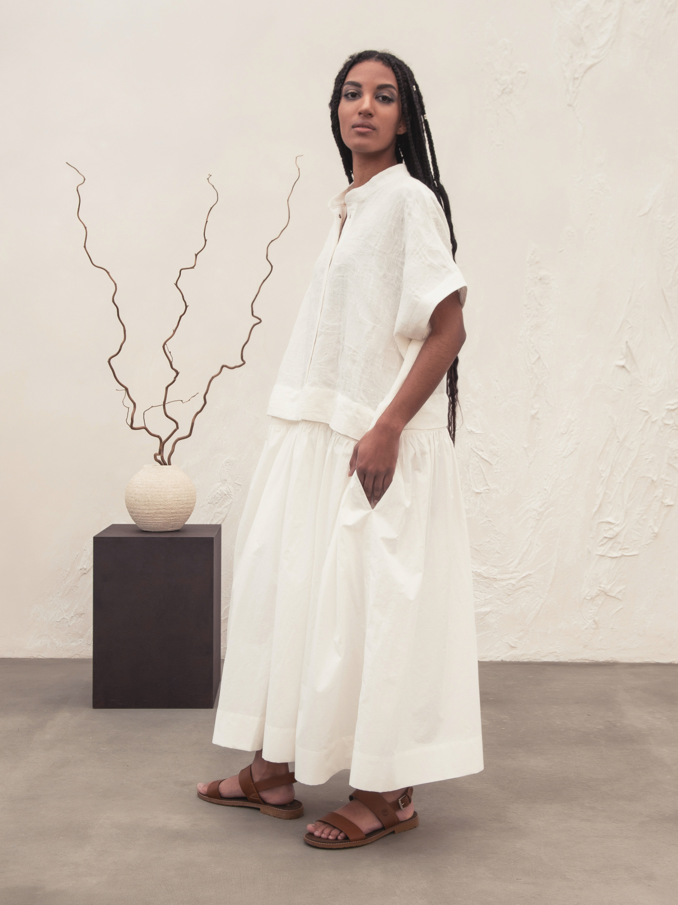 Платье миди HankaKohana Stephanie модель HK1323005 Фото