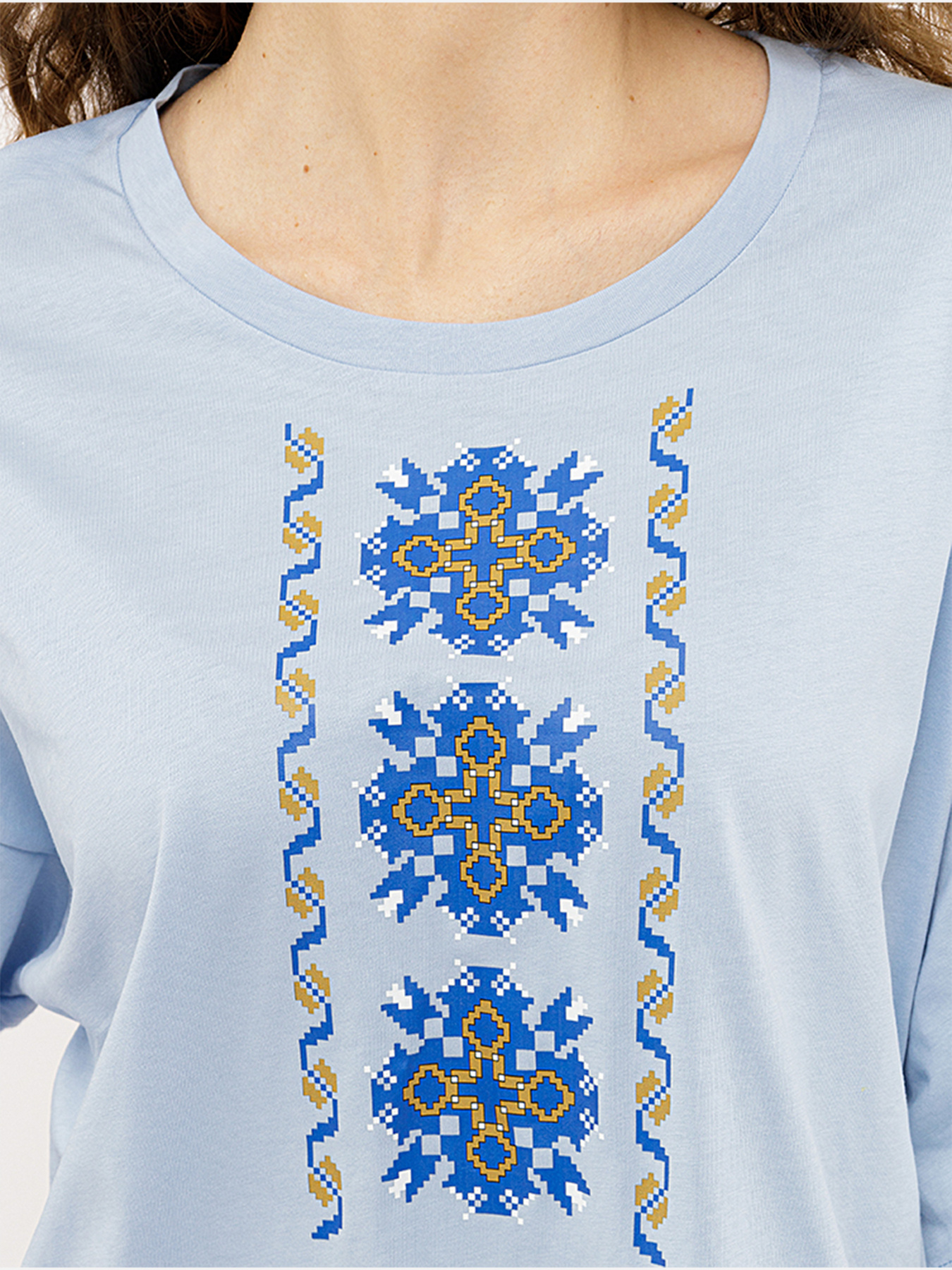 Вышитая рубашка YUKI модель ЦБ-00224752 Фото