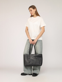 Футболка YUKI модель ЦБ-00266489 Фото