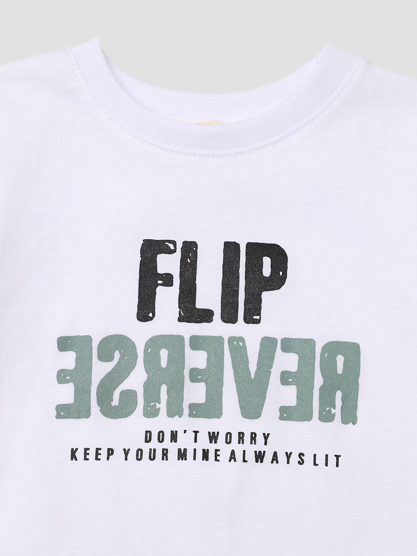 Футболка YUKI модель ЦБ-00274887 Фото