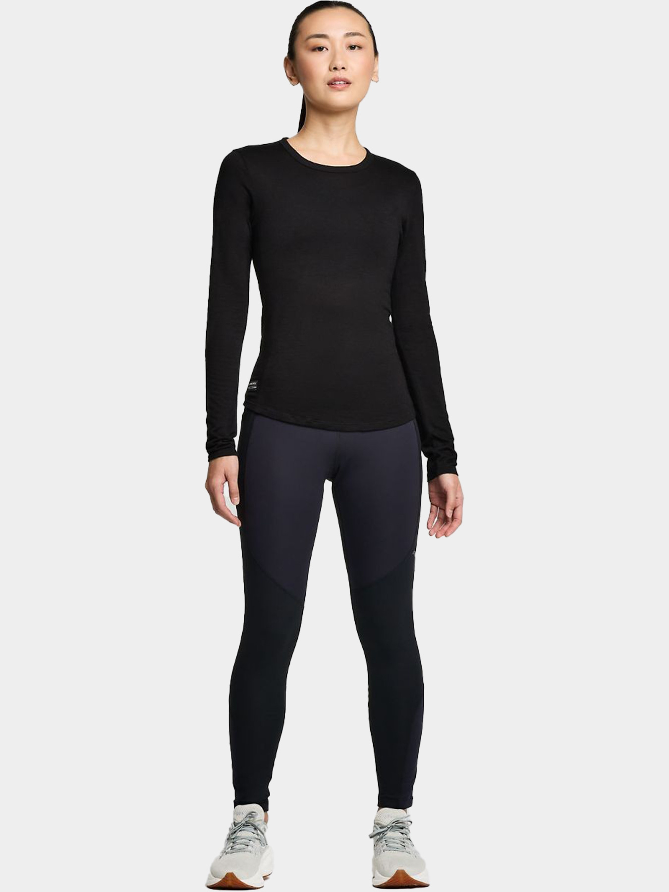 Лонгслив Saucony модель 800470-BK Фото