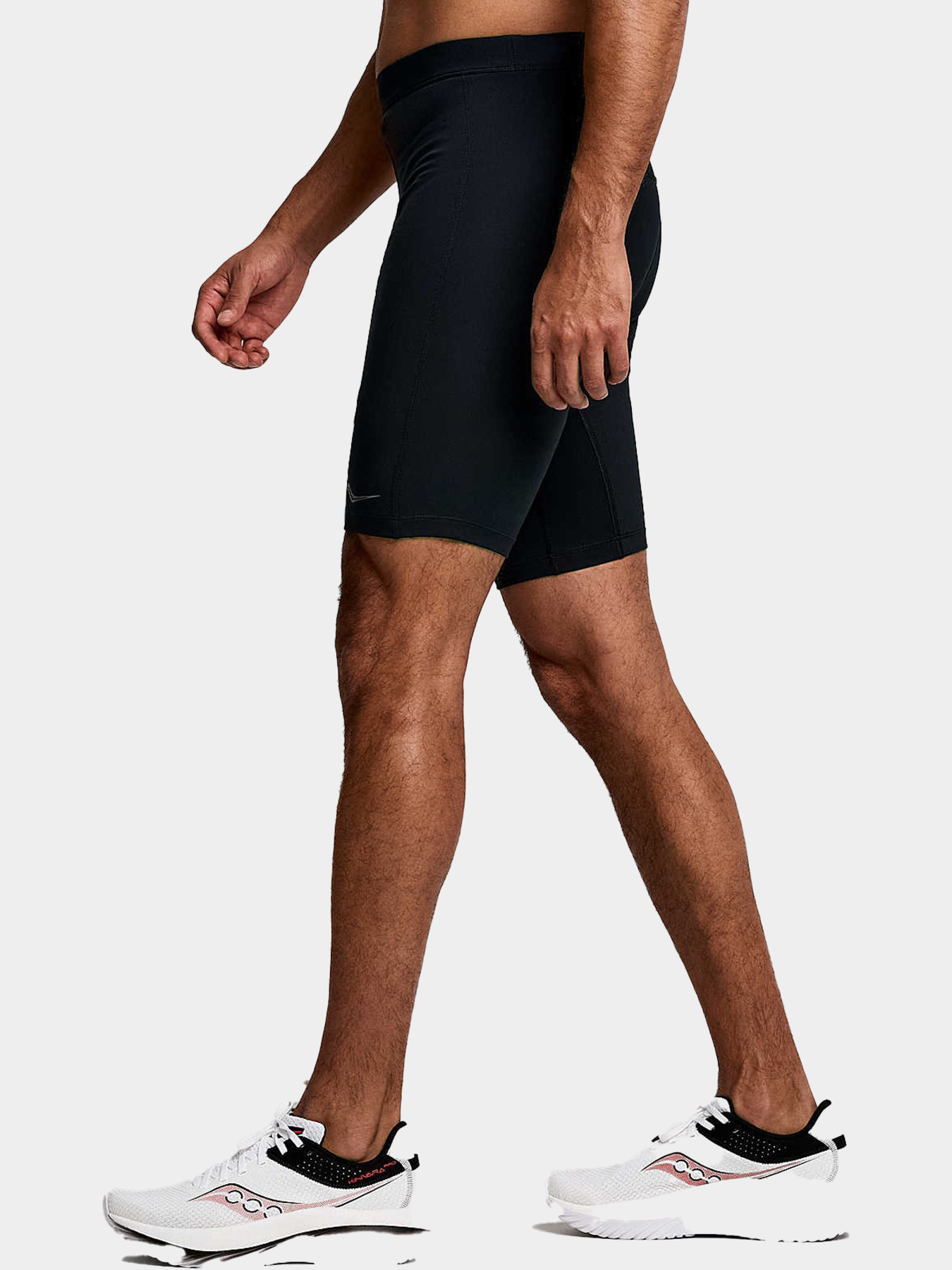 Спортивні шорти Saucony модель SAM800359-BK Фото