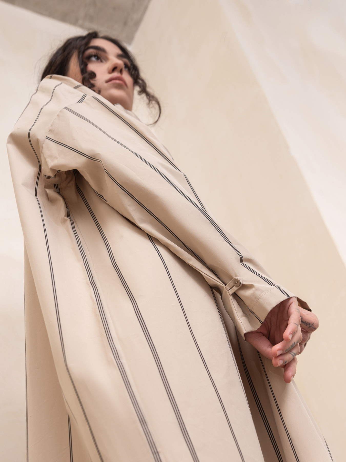 Платье миди HankaKohana Marie модель HK1322002 Фото