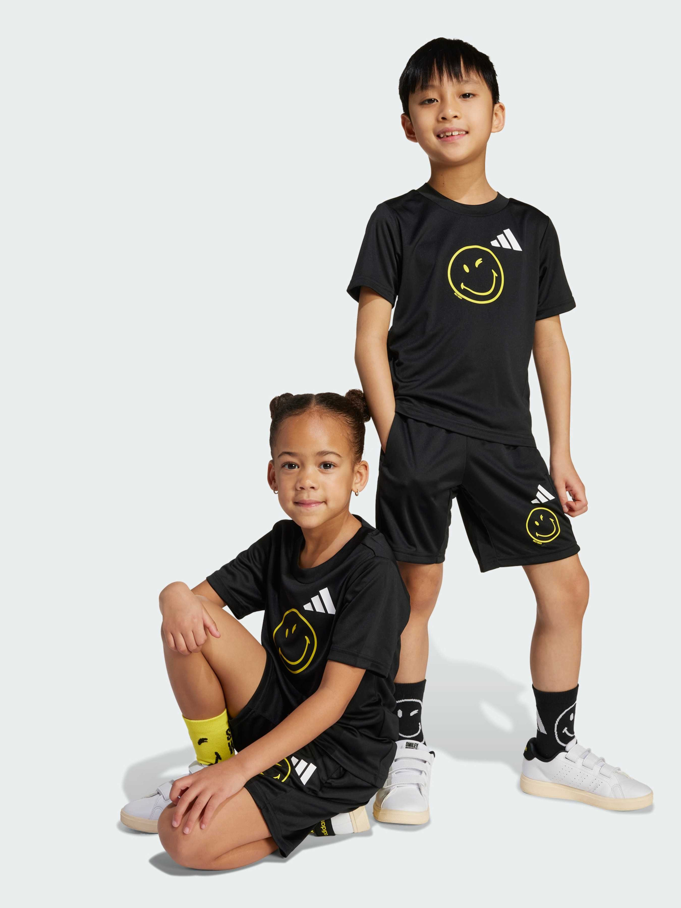 Спортивный костюм Adidas модель JN2156 Фото