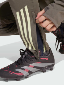 Спортивні штани Adidas Tiro модель JP3985 Фото