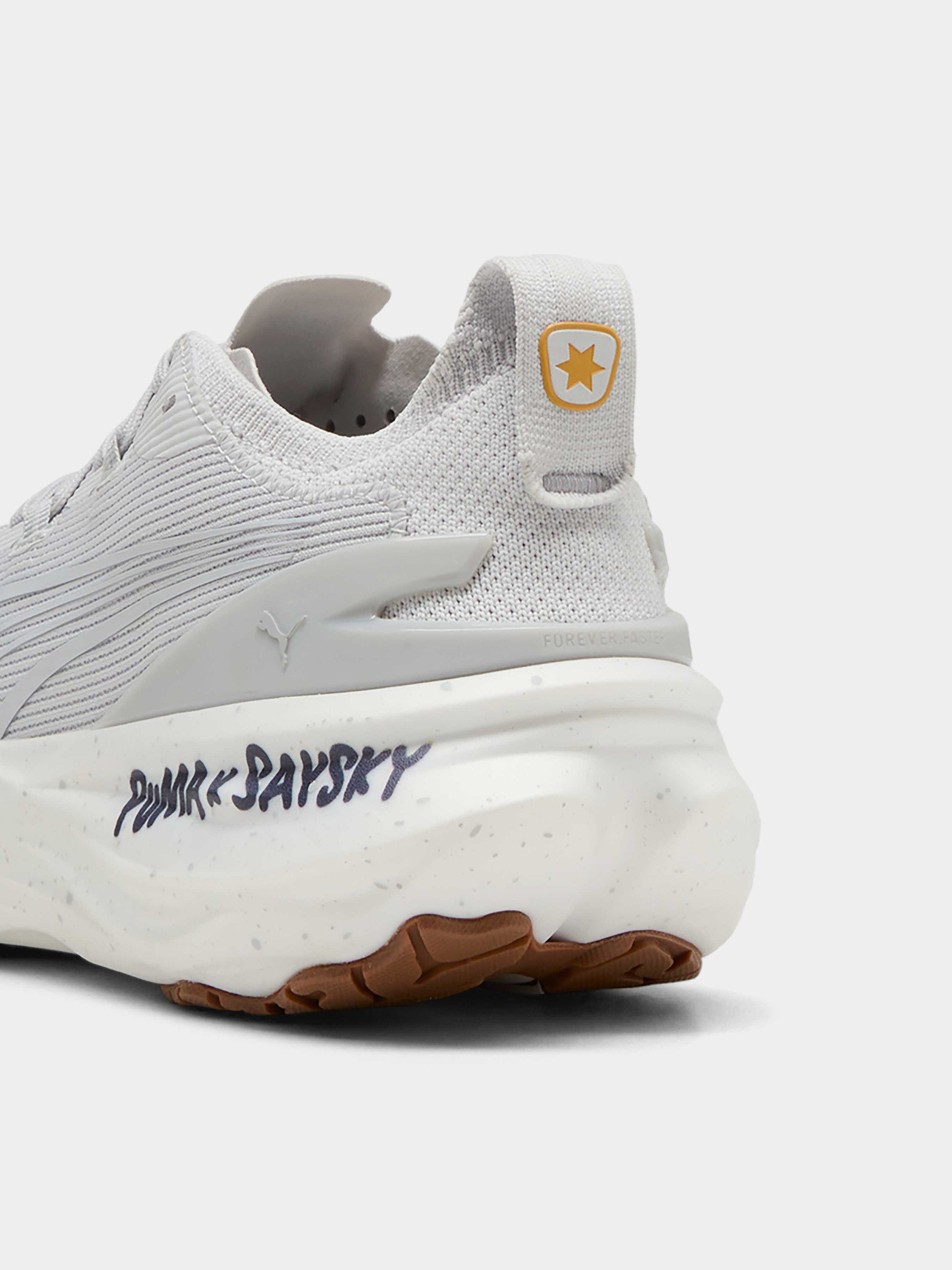 Кросівки для бігу PUMA Foreverrun Nitro™2 Saysky Wn модель 311061 Фото