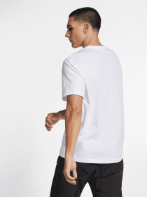 Футболка NIKE модель AO0664.100 Фото